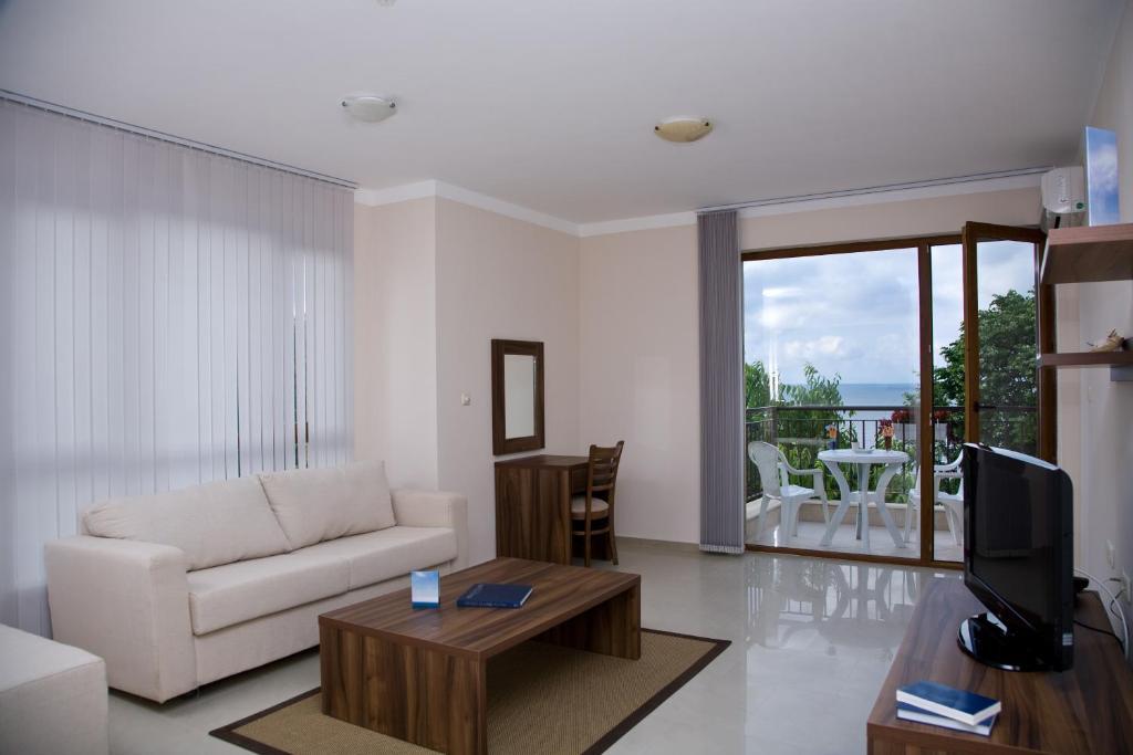 Paradise Bay Hotel بوموري الغرفة الصورة
