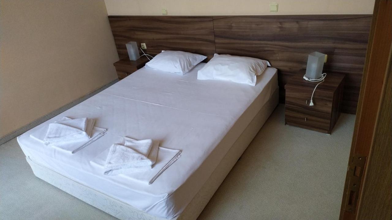 Paradise Bay Hotel بوموري المظهر الخارجي الصورة